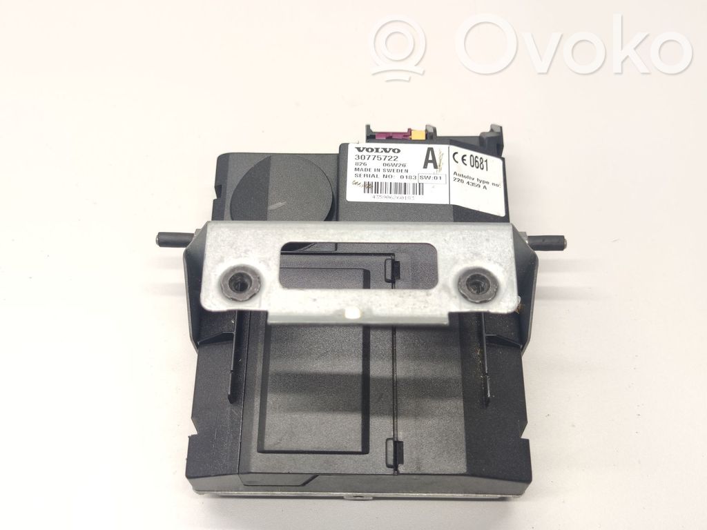 GPS navigation control unit/module   30775722,06W26,435906260183