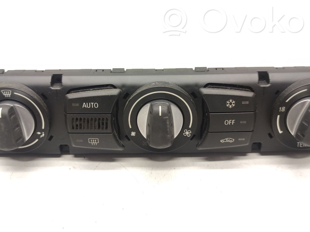 BMW 5 E60 E61 Climate control unit 
