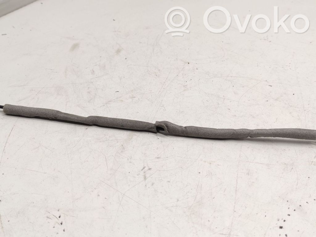Línea de cable puerta delantera   821379711970211,8213797,11970211,821379711970211