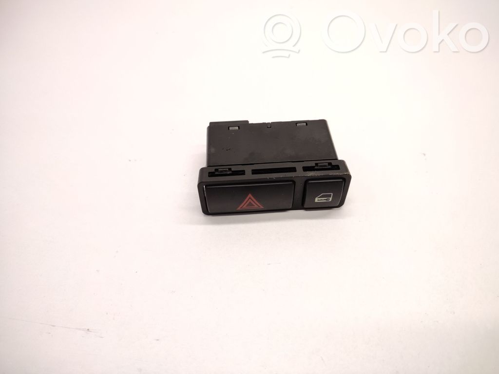 Hazard light switch   61318368920