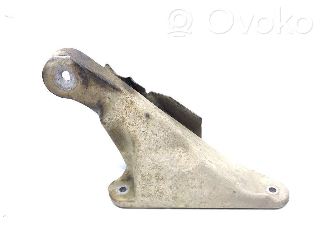 BMW 3 E46 Engine mounting bracket 
