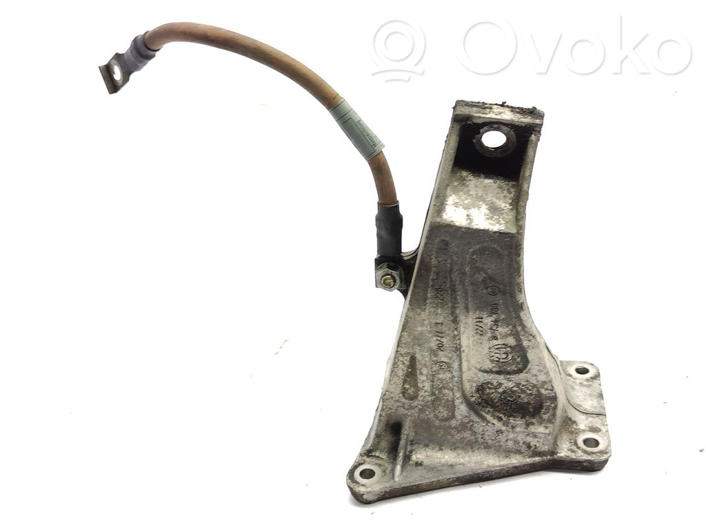 Engine mounting bracket   6754185,22116754185