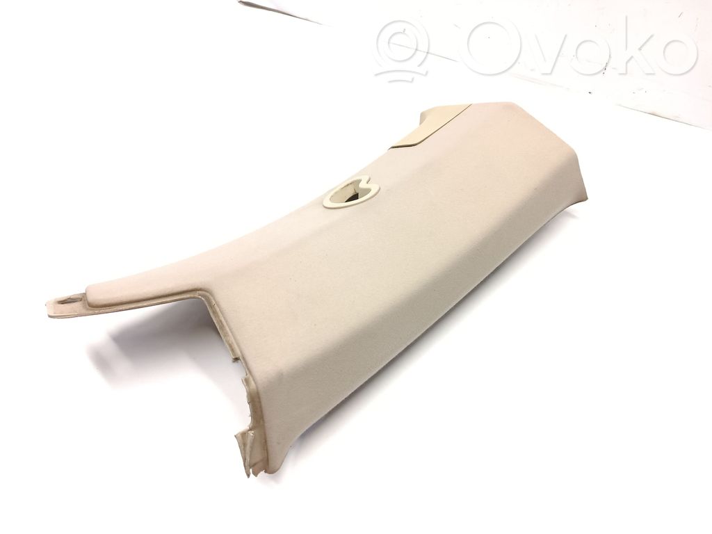 Osłona słupka szyby przedniej / A   EMG500322,EMG500354