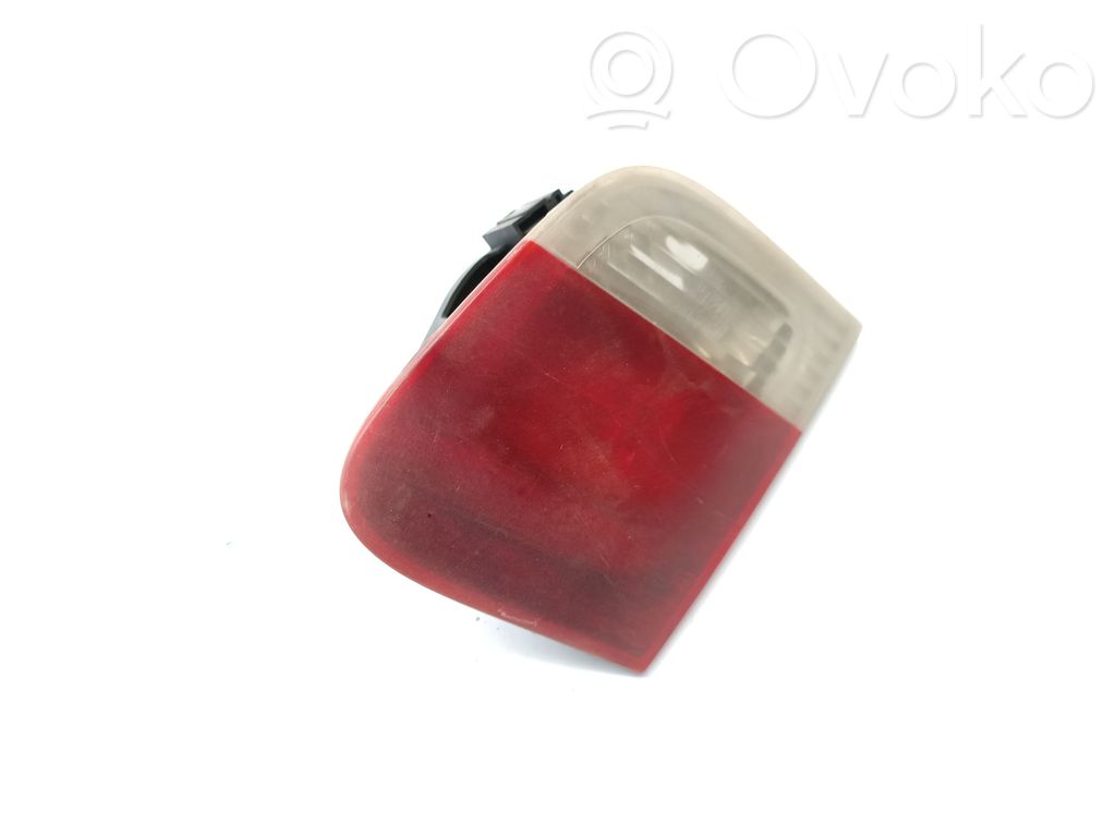 Tailgate rear/tail lights   6910538,388514,6907938