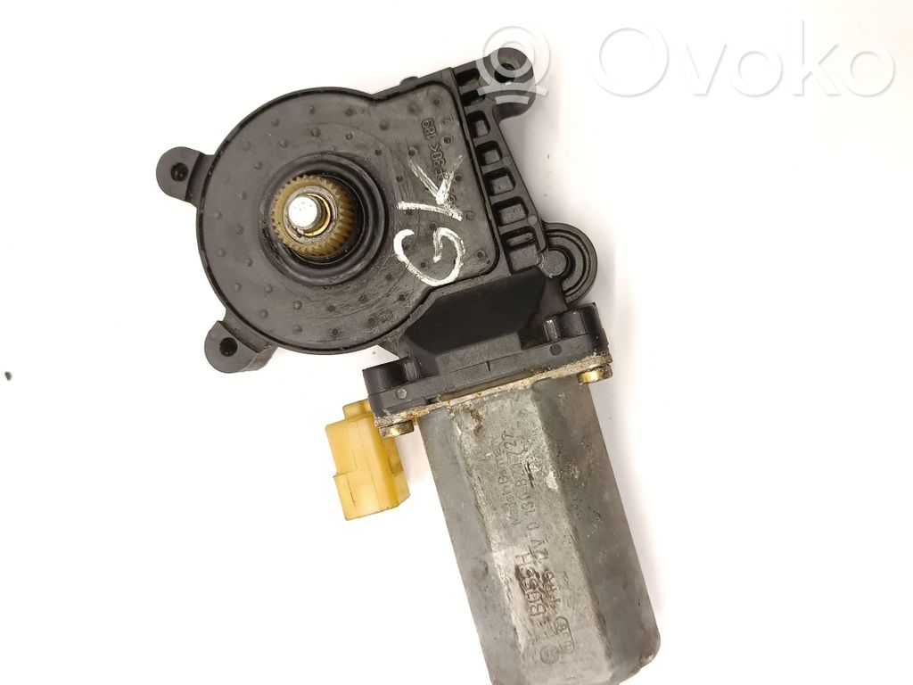 BMW 3 E46 Rear door window regulator motor 