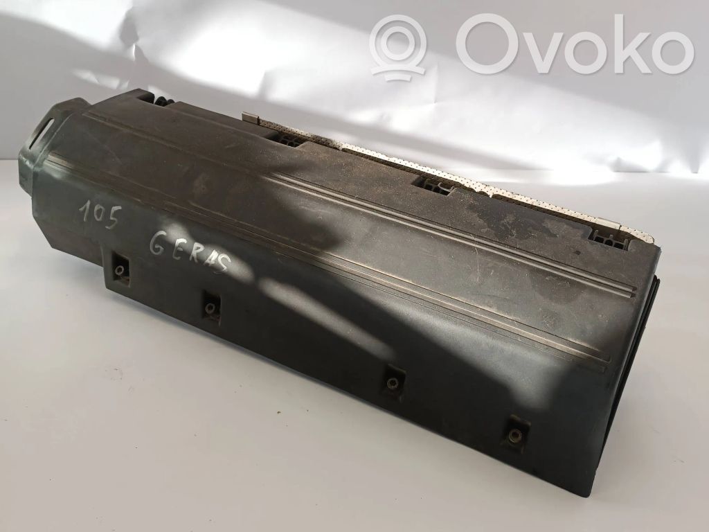BMW 5 E39 Air filter box 