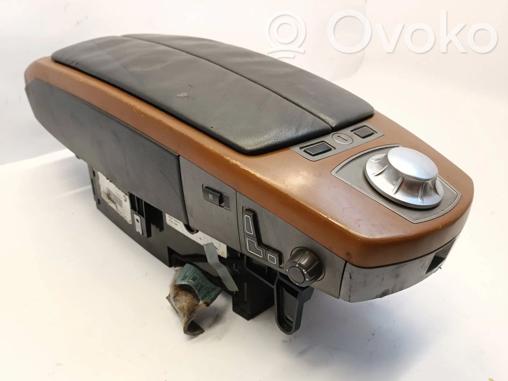 BMW 7 E65 E66 Elkoņa balsts 