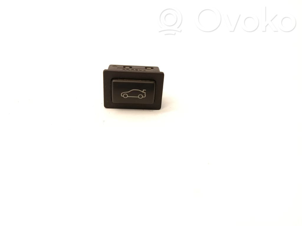 BMW 3 F30 F35 F31 Tailgate opening switch 