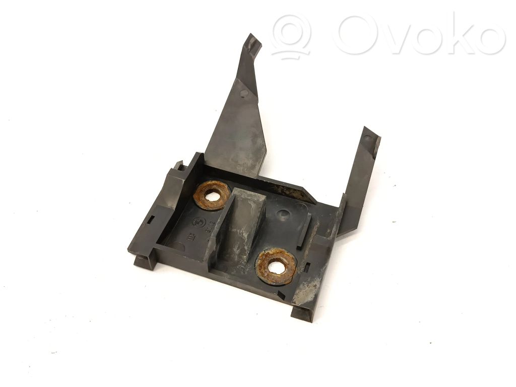 BMW 3 E30 Rear bumper mounting bracket 
