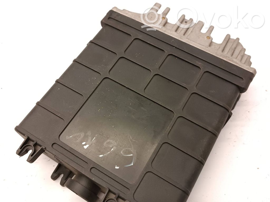Engine control unit/module   028906021P,0281001252,0281001251