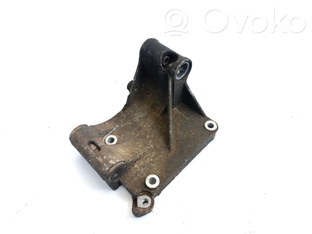 BMW 3 E30 Generator/alternator bracket 