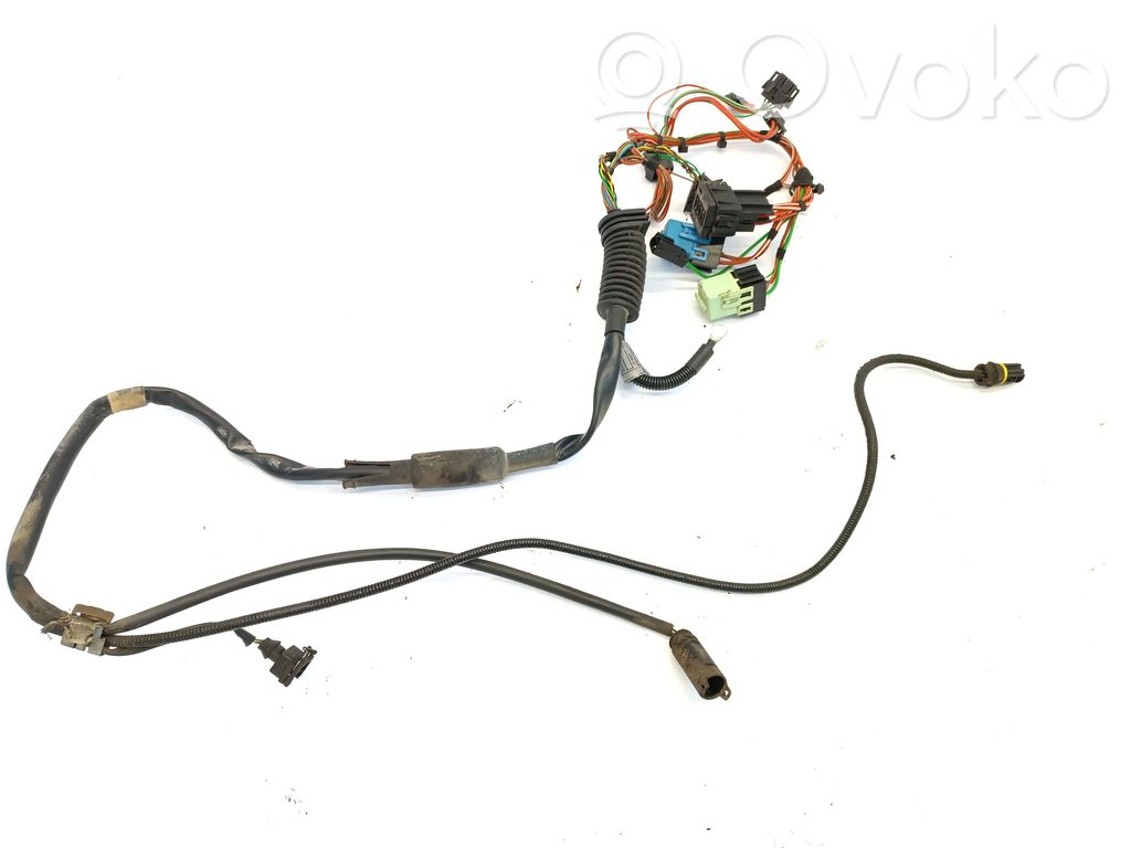 Engine installation wiring loom   1439878