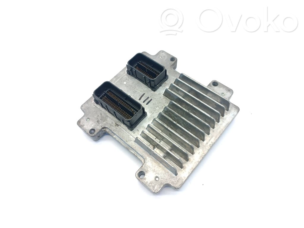 Opel Meriva B Engine control unit/module 