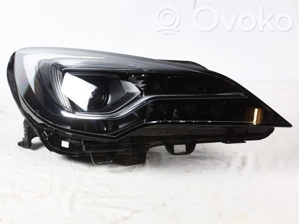 Opel Astra K Headlight/headlamp 