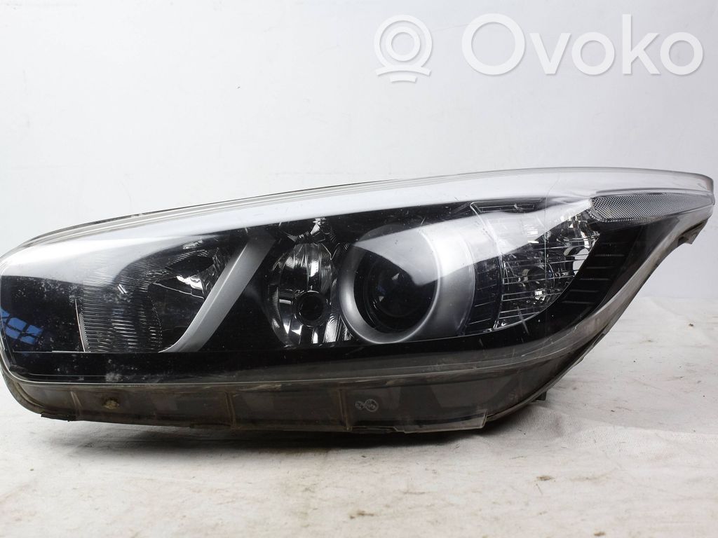 KIA Ceed Headlight/headlamp 