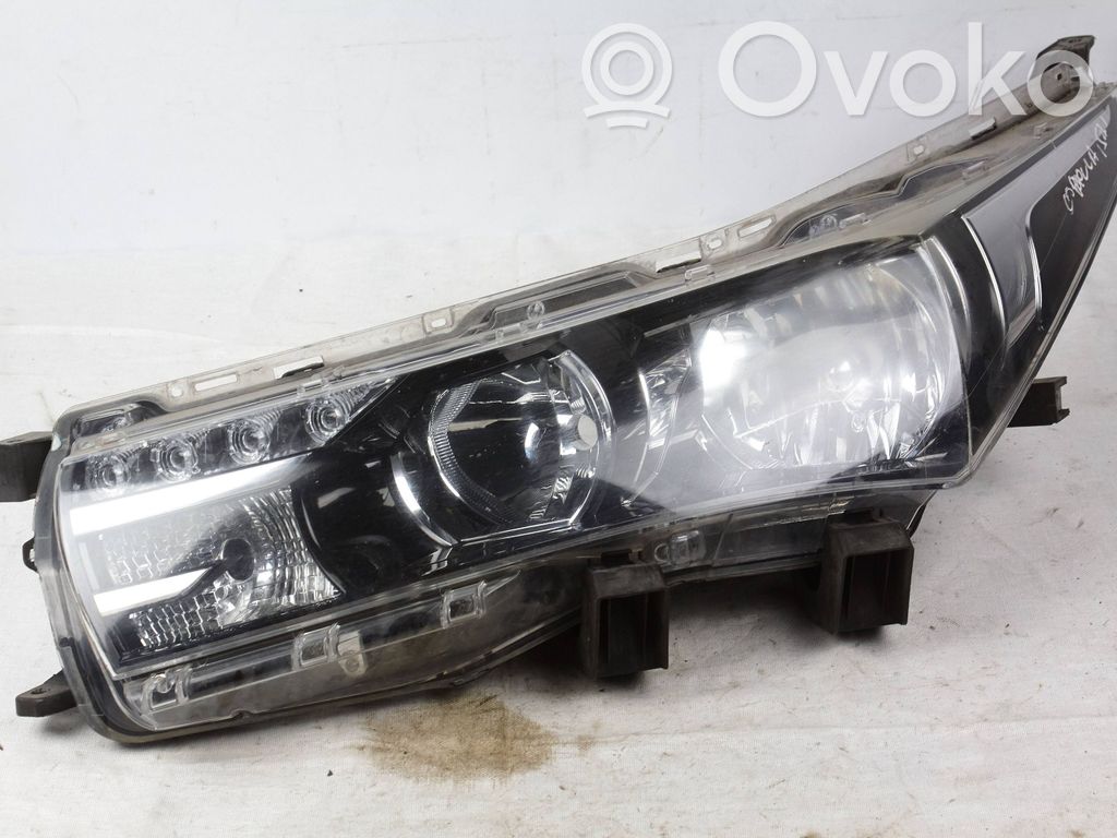 Toyota Corolla E160 E170 Scheinwerfer 