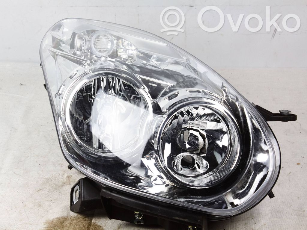 Headlight/headlamp   520868560E