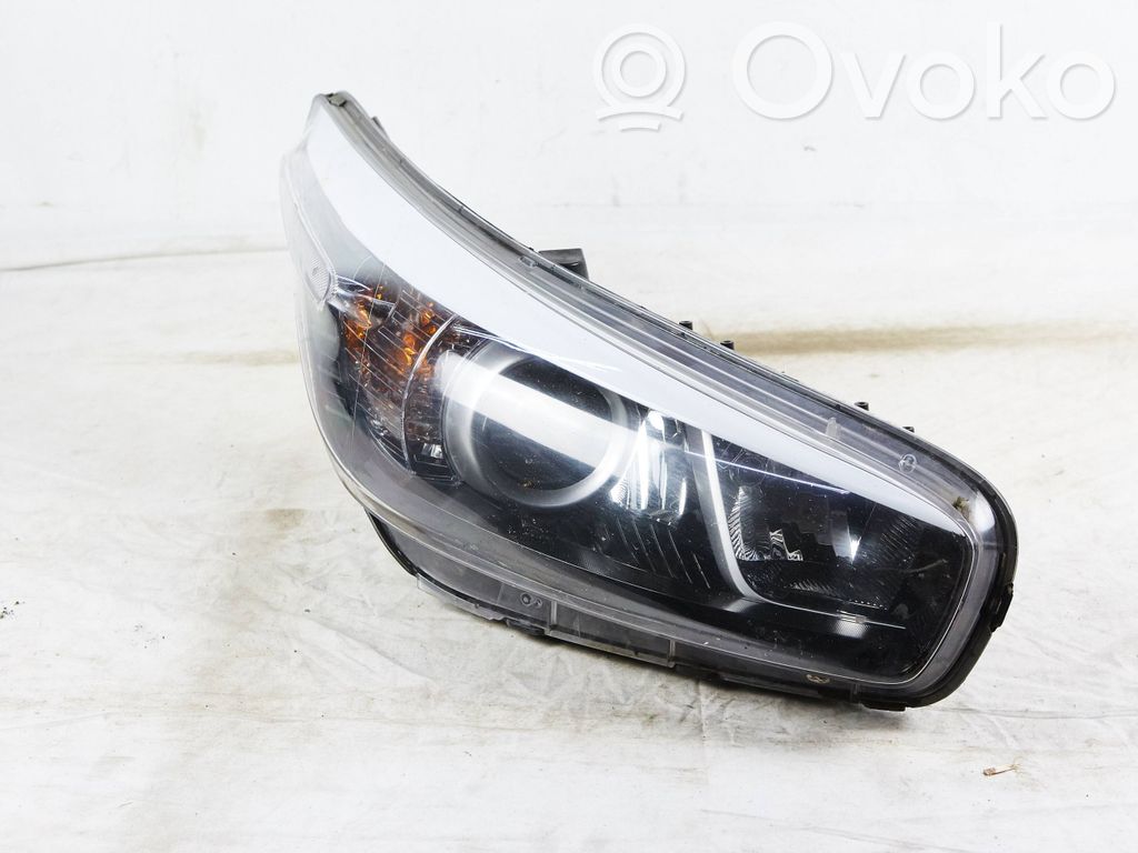 KIA Ceed Headlight/headlamp 