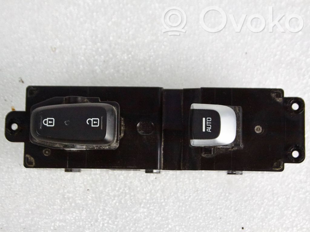 KIA Optima Electric window control switch 