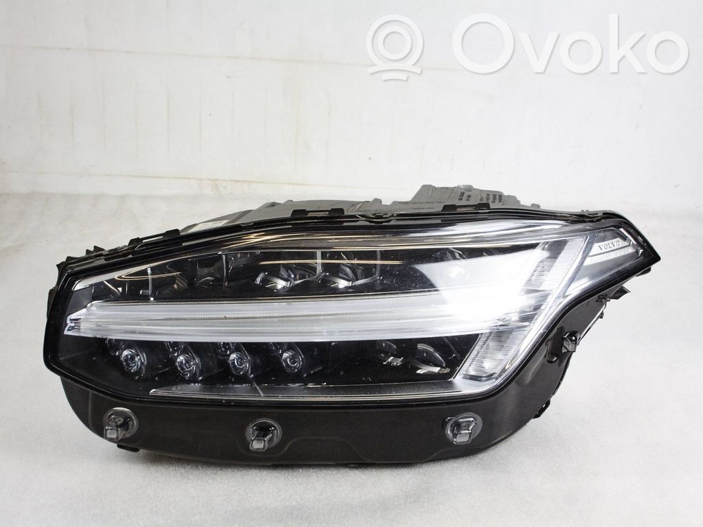 Volvo XC90 Scheinwerfer 