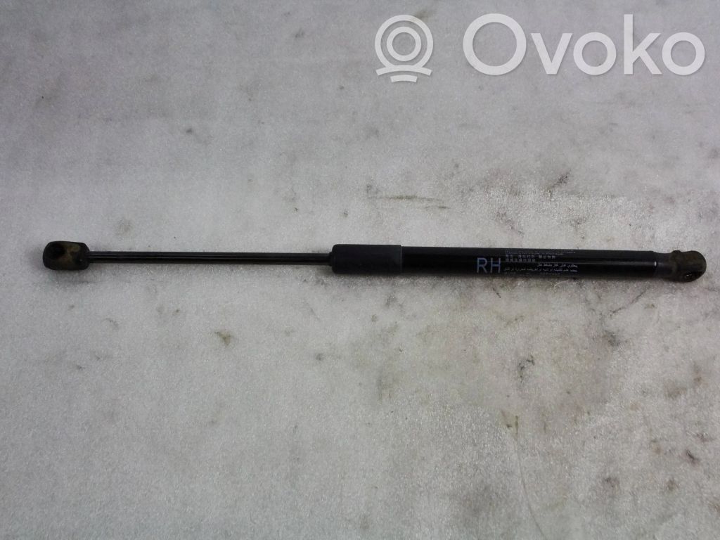 KIA Ceed Tailgate/trunk strut/damper 