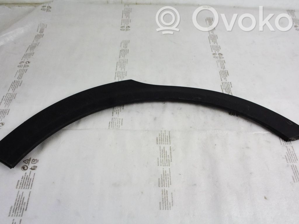 KIA Stonic Moldura de la aleta trasera 