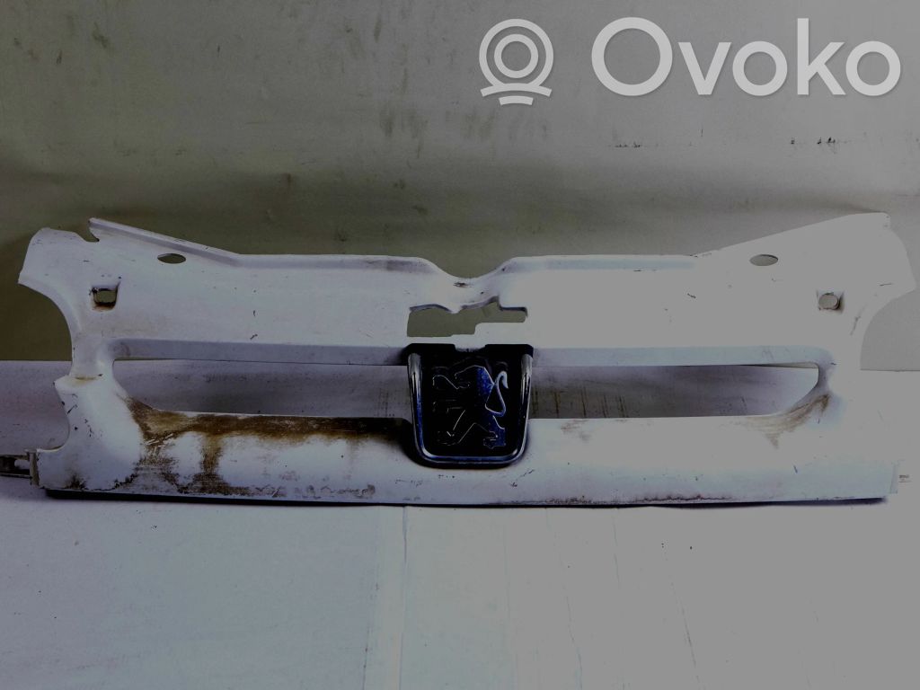 Peugeot Partner Front grill 