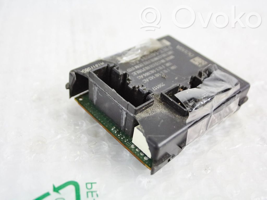 Ford C-MAX II Door control unit/module 