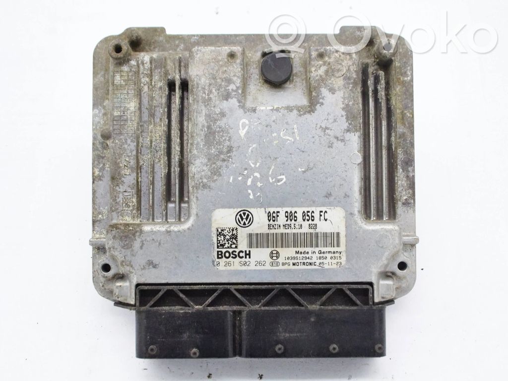 Volkswagen PASSAT B6 Engine control unit/module 