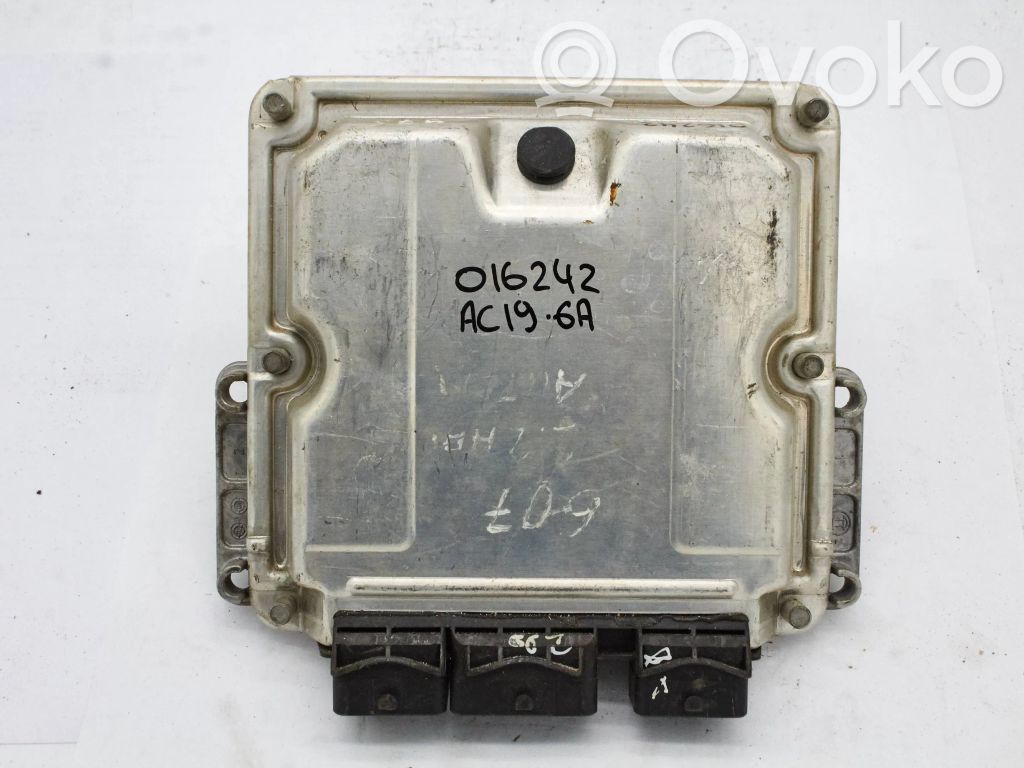 Peugeot 607 Engine control unit/module 