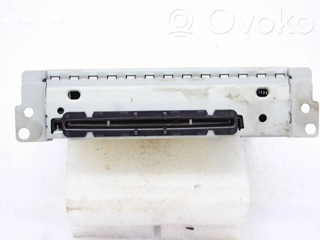 Panel / Radioodtwarzacz CD/DVD/GPS   65129281913,9281913,13264010