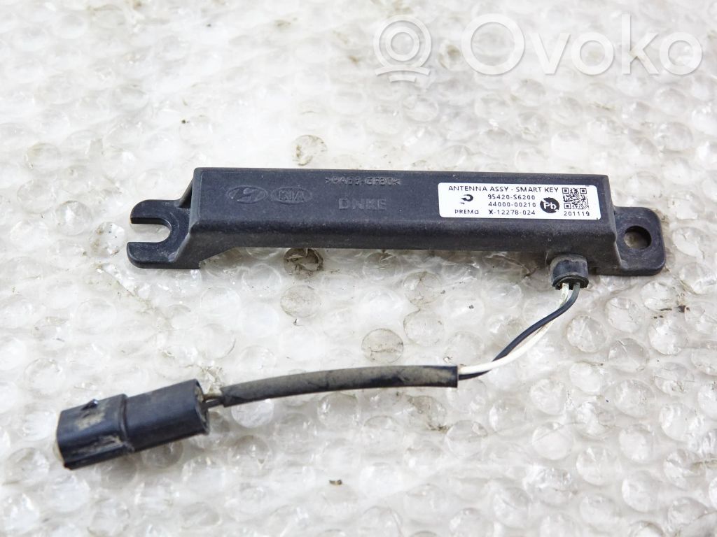 KIA Xceed Antenne des Keyless-Systems 
