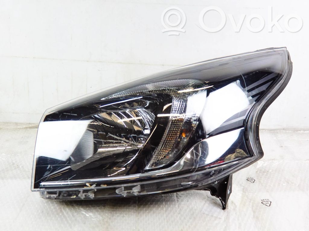 Opel Vivaro Scheinwerfer 