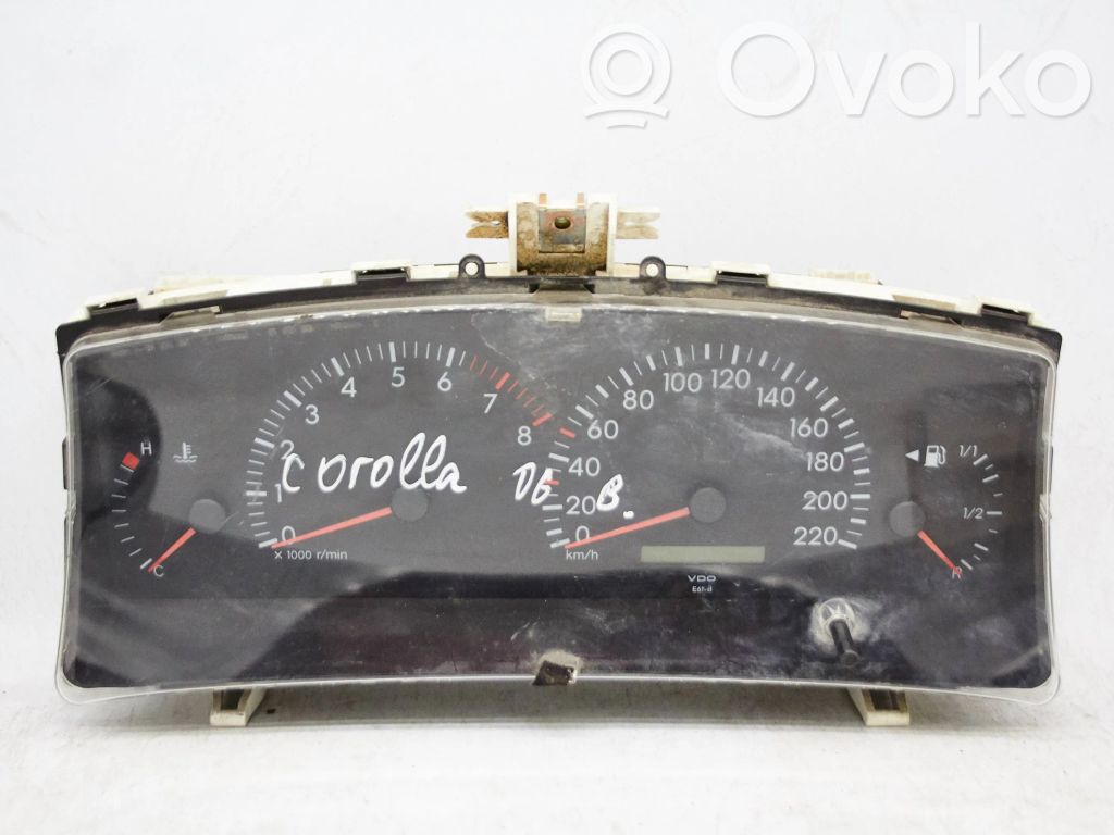 Toyota Corolla E120 E130 Speedometer (instrument cluster) 