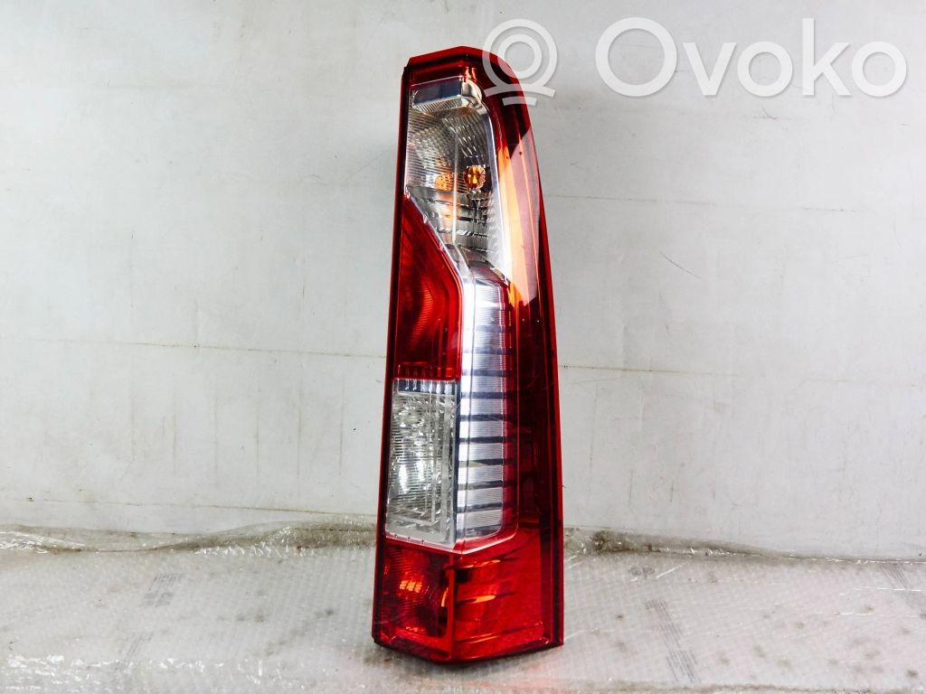 Opel Movano B Lampa tylna 