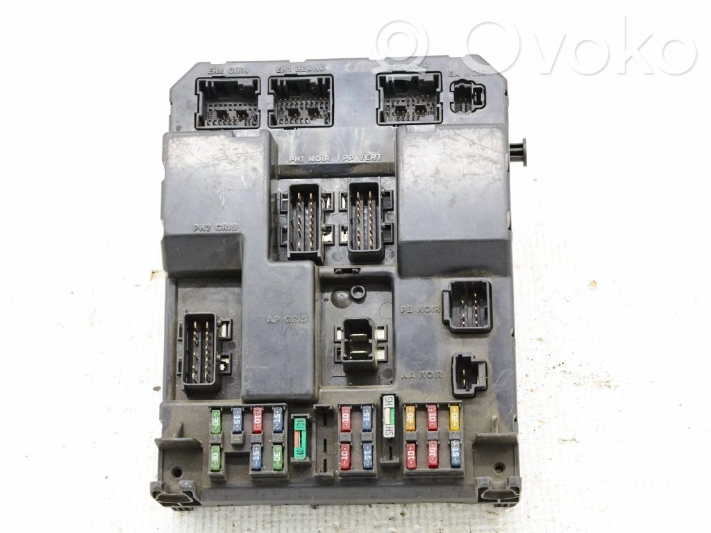 Peugeot 307 Comfort/convenience module 
