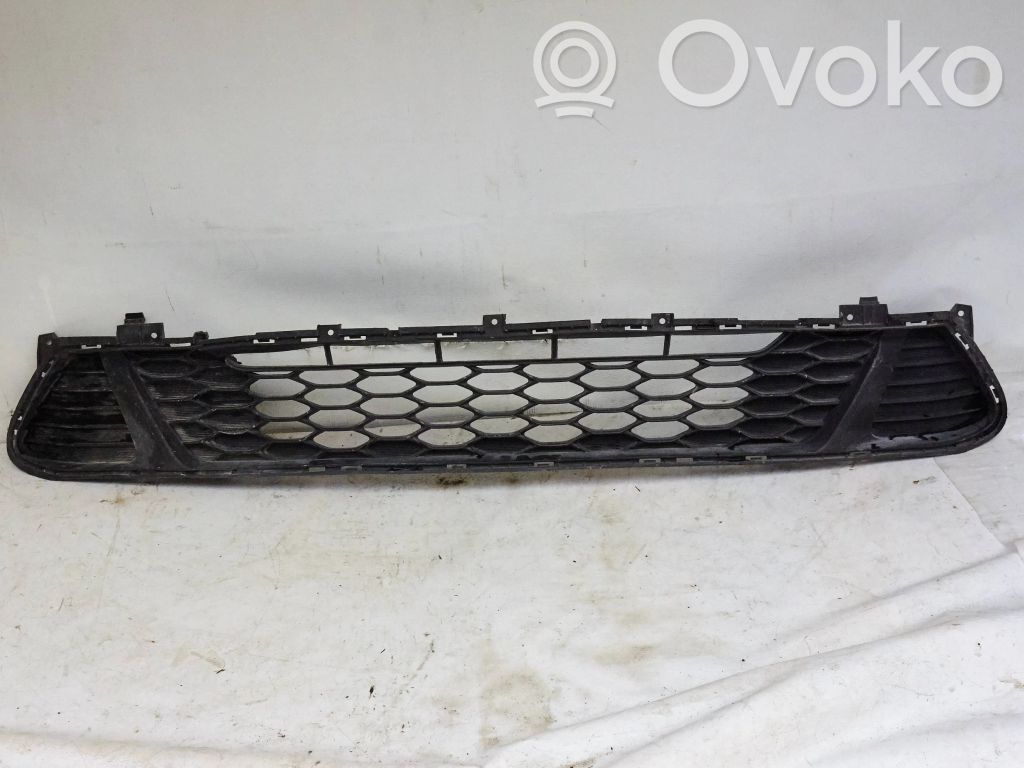 KIA Ceed Front bumper lower grill 