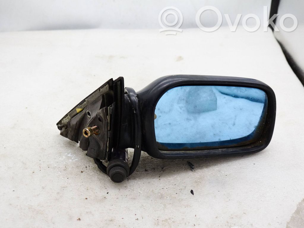 Audi A6 S6 C4 4A Oglindă exterioară manuală 