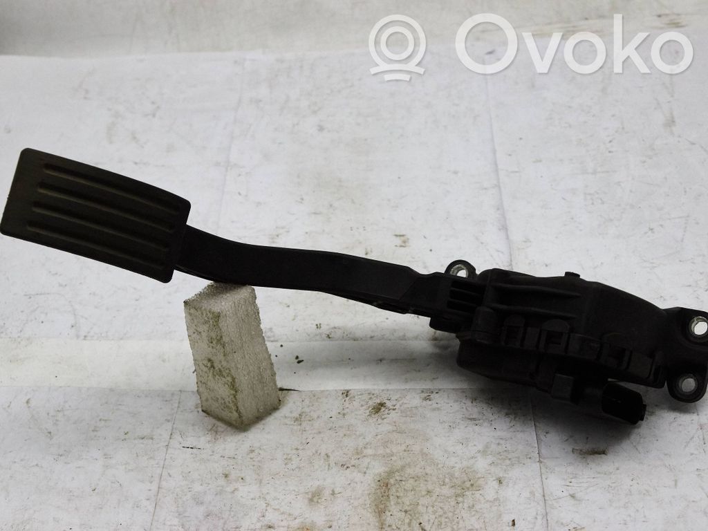 Ford C-MAX I Accelerator throttle pedal 