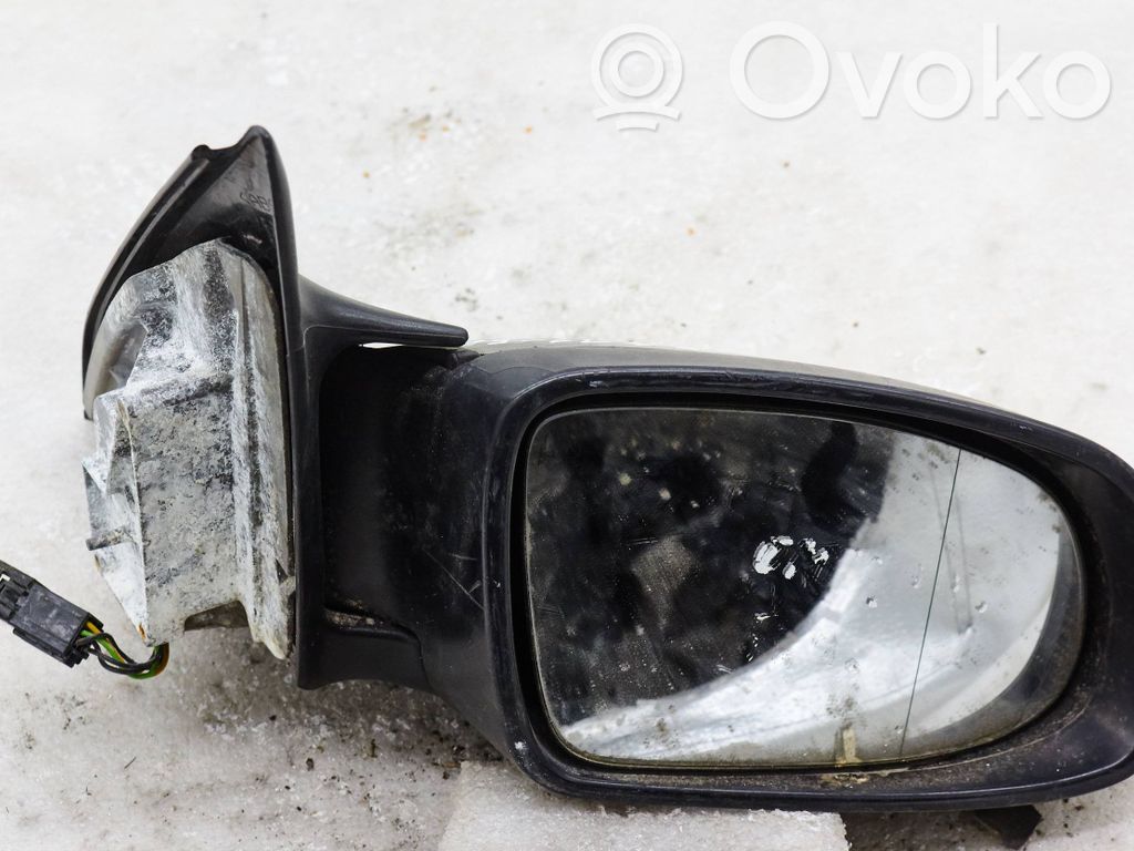 Opel Omega B1 Elektryczne lusterko boczne drzwi przednich 