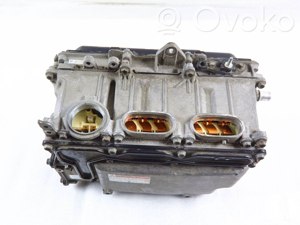 Toyota Prius (XW30) Inversor/convertidor de voltaje 