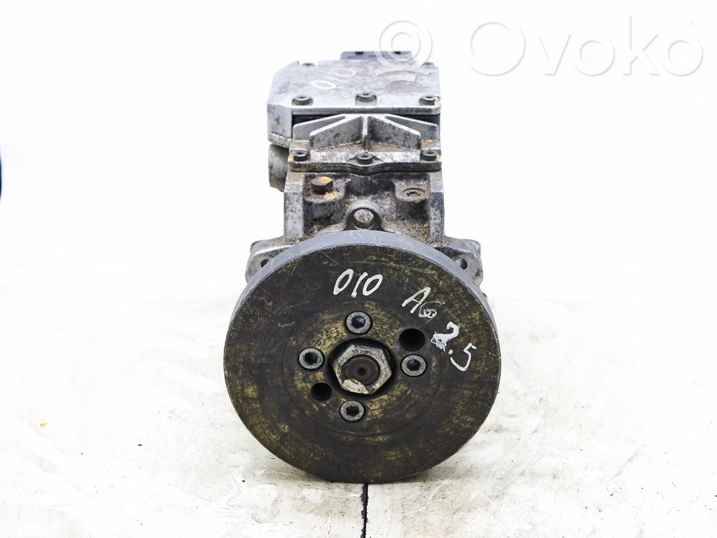 Audi A6 S6 C5 4B Fuel injection high pressure pump 