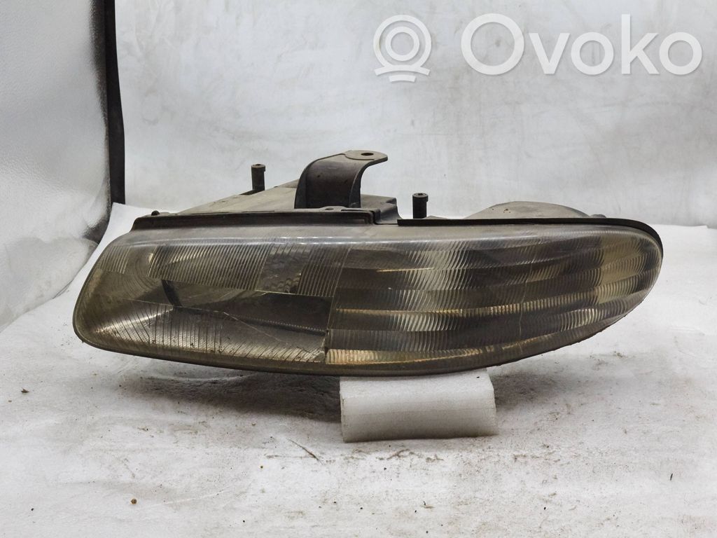Chrysler Voyager Scheinwerfer 