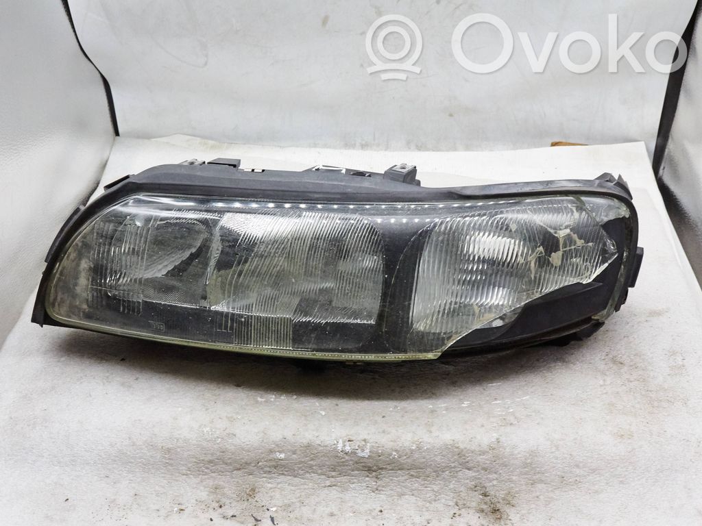 Volvo V70 Headlight/headlamp 