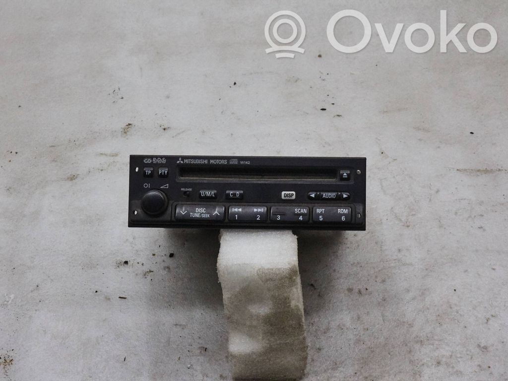 Mitsubishi Pajero Radio/CD/DVD/GPS head unit 