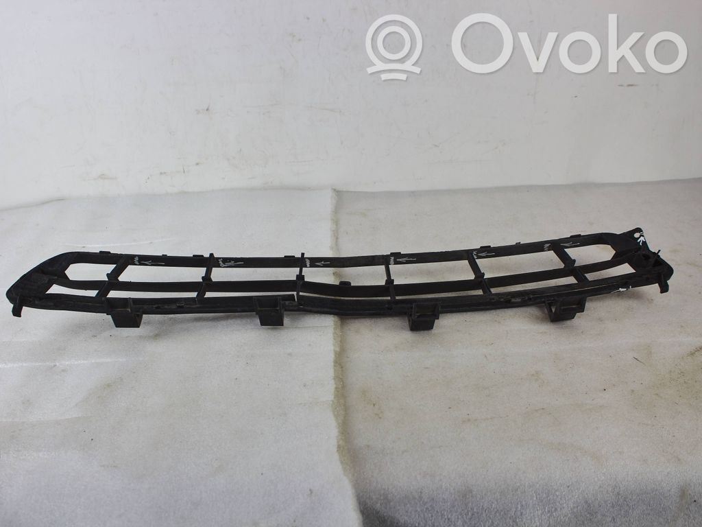 Opel Insignia A Mascherina inferiore del paraurti anteriore 
