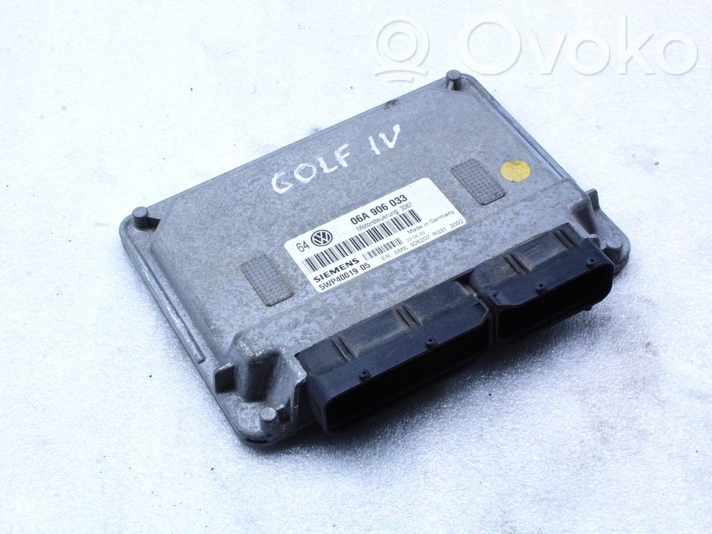 Engine control unit/module   06A906033,5WP40019