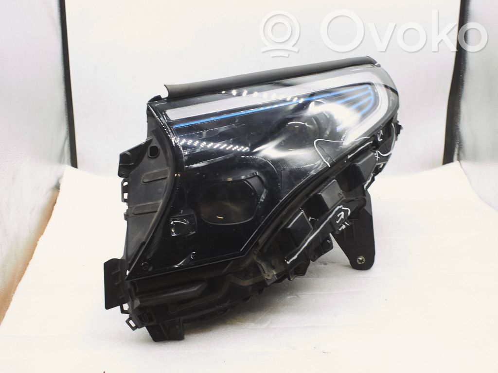 Mercedes-Benz EQC Lampa przednia 