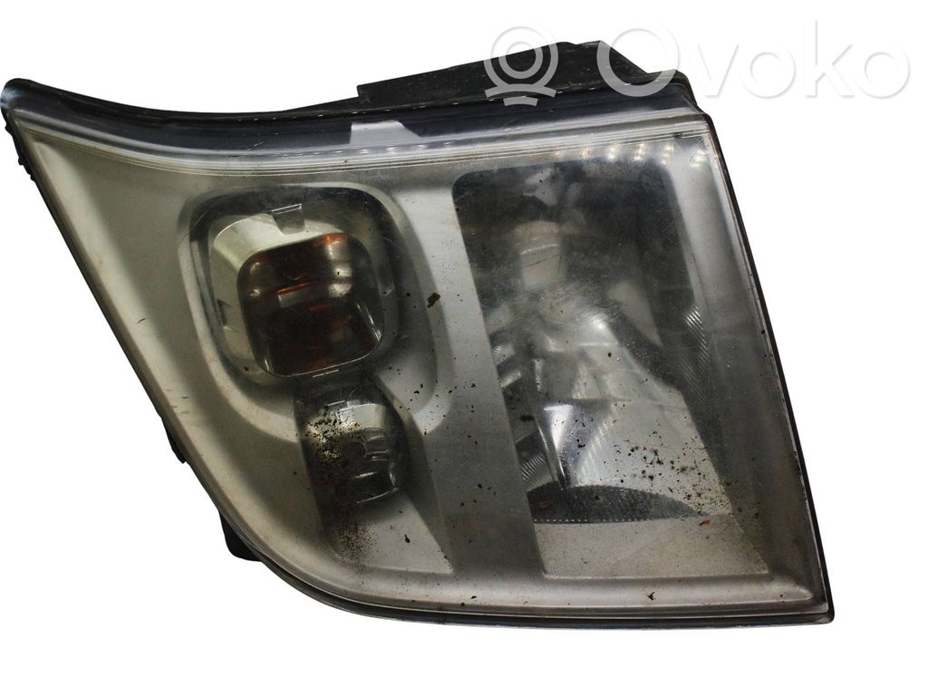 Ford Transit Etu-/Ajovalo 