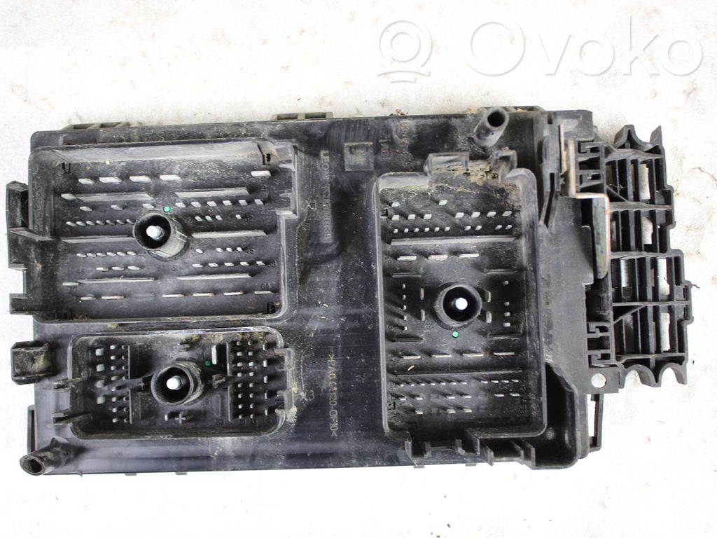 Opel Astra J Modul siguranțe 